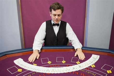 croupier casino
